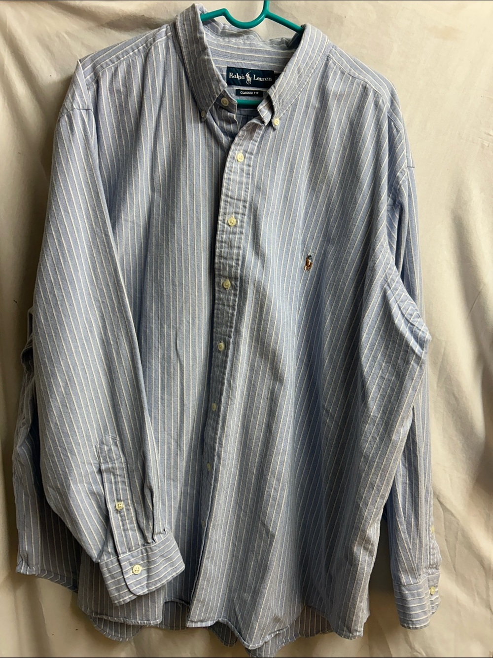 Ralph Lauren Blue and White Pinstripe Button-Down Dress Shirt pmk011